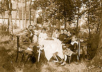 Im Wehrgarten, 1915